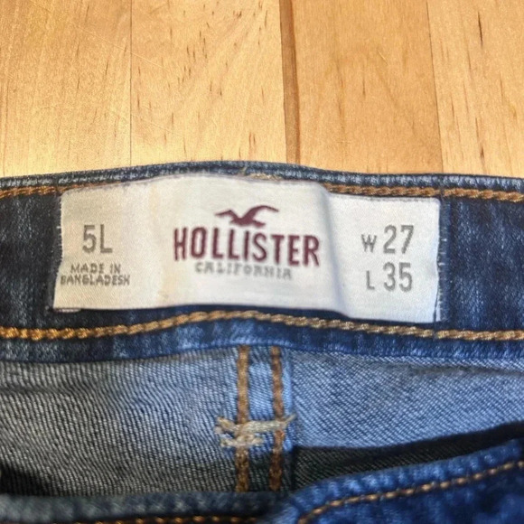 2 for$15 Hollister Dark Wash Jeans - Picture 2 of 14